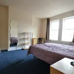 Rent 6 bedroom house in Birmingham