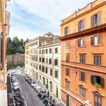 Rent 1 bedroom apartment of 80 m² in Rome