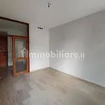 Affitto 3 camera appartamento di 55 m² in Asti