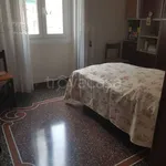 Rent 5 bedroom apartment of 110 m² in Genova