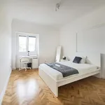 Rent 9 bedroom apartment in Lisbon