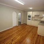 Rent 1 bedroom house in Edgeworth