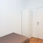 Rent a room of 140 m² in madrid