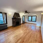 Rent 3 bedroom apartment in New York