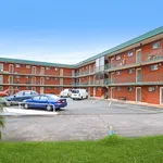 Rent 1 bedroom apartment in West Wollongong