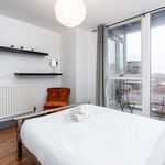 Rent 2 bedroom flat of 860 m² in Birmingham