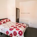 Rent 6 bedroom flat in West Midlands