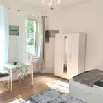 Miete 1 Schlafzimmer wohnung von 377 m² in Berlin