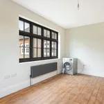 Rent 1 bedroom flat in Chesham