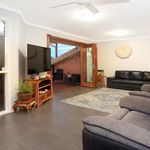 Rent 5 bedroom house in Helensvale