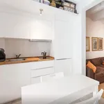 Rent 2 bedroom house in Barcelona