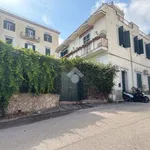 Rent 4 bedroom apartment of 177 m² in Napoli