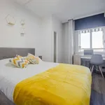 Rent a room of 100 m² in madrid