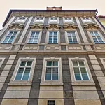 Pronajměte si 3 ložnic/e byt o rozloze 118 m² v Prague