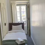 Rent a room in lisbon