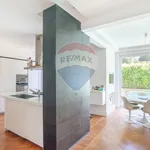 Rent 8 bedroom house of 320 m² in Roma