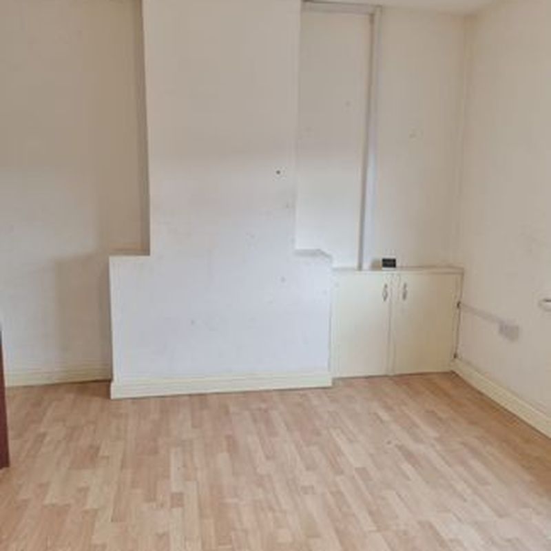Flat to rent in Springfields, Walsall WS4 Rushall
