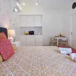 Rent 1 bedroom apartment of 34 m² in Porto