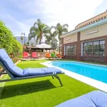 Rent 7 bedroom house of 900 m² in Alhaurín el Grande