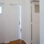 Rent 3 bedroom apartment in Lisboa