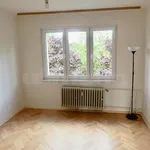 Pronajměte si 3 ložnic/e byt o rozloze 52 m² v Prague