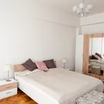 Rent 2 bedroom apartment of 63 m² in Prague