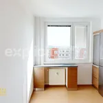 Pronajměte si 3 ložnic/e byt o rozloze 81 m² v Zlín