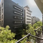 Rent 1 bedroom apartment of 100 m² in Madrid