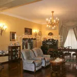 Rent 5 bedroom apartment of 165 m² in Reggio di Calabria