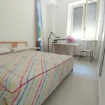 Rent 2 bedroom apartment of 80 m² in milano