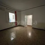 Affitto 3 camera appartamento di 130 m² in Taranto