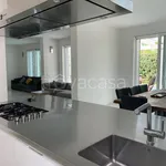 Rent 7 bedroom house of 185 m² in Massa