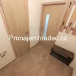 Pronajměte si 1 ložnic/e byt o rozloze 35 m² v Hradec Králové