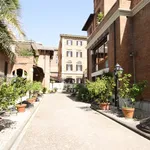 Rent 2 bedroom apartment of 71 m² in Roma