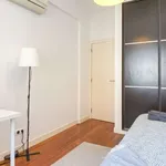 Rent a room in lisbon