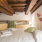 Rent 1 bedroom apartment of 45 m² in Florence