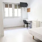 Rent a room of 150 m² in valencia