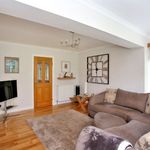 Rent 6 bedroom house in Scotland