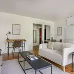 Rent 1 bedroom apartment of 48 m² in paris