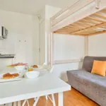 Rent 1 bedroom apartment of 17 m² in Paris 17