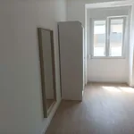 Rent a room in lisbon