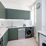 Louez une chambre de 193 m² à Paris