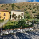 Rent 5 bedroom house of 120 m² in Marsicovetere