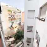 Rent 4 bedroom apartment in Barcelona