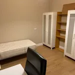 Rent a room of 220 m² in bilbao