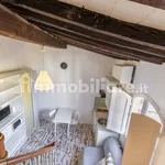 Rent 1 bedroom apartment of 35 m² in Florence