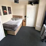 Rent 8 bedroom house in Swansea