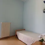 Rent a room in milan