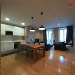 Alquilo 2 dormitorio apartamento de 85 m² en Pamplona - Iruña