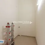 Rent 5 bedroom apartment of 100 m² in Milan